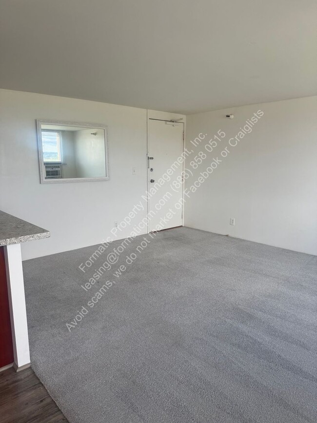 Building Photo - 1060 Kamehameha Hwy