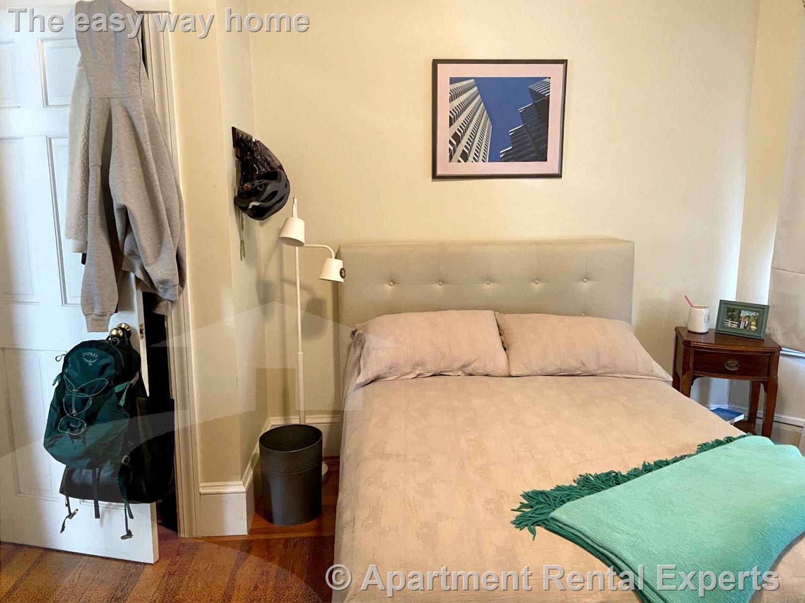 Building Photo - 41 Bay State Ave