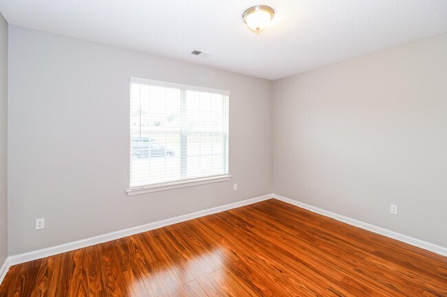 Building Photo - 2415 N Forest Hill Irene Rd