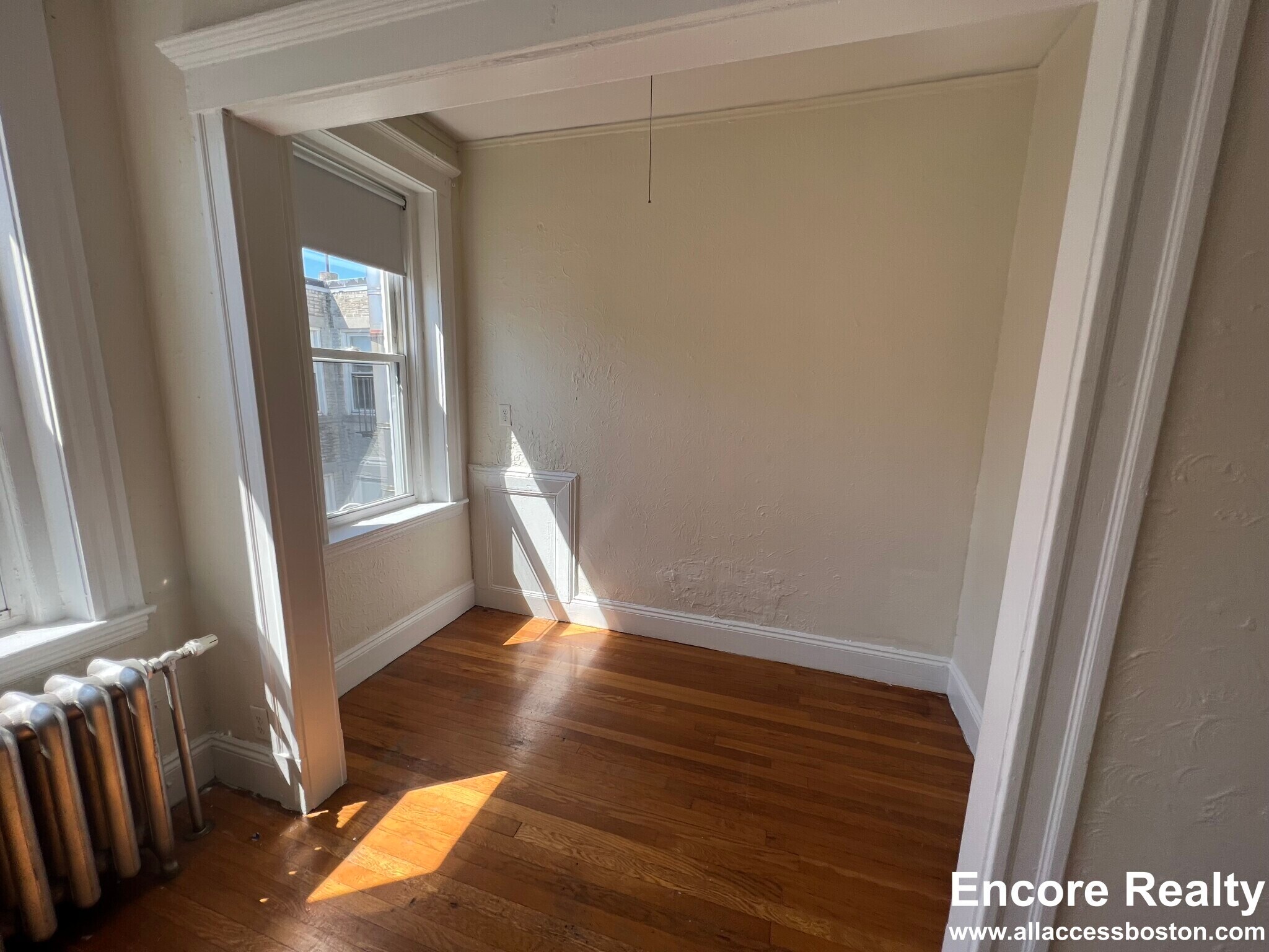 Building Photo - 1163 Boylston St