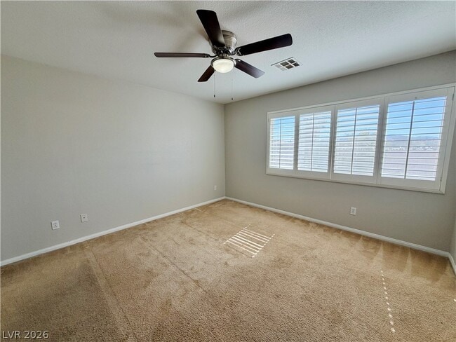 Building Photo - 865 Plantain Lily Ave