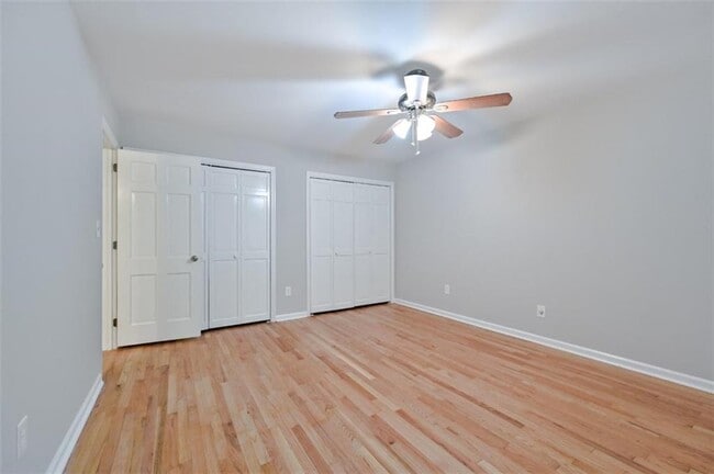Building Photo - 4377 Vintage Ln