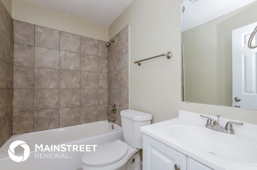 Building Photo - 928 Holland Ave