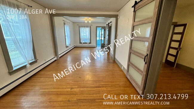 Building Photo - 1007 Alger Ave