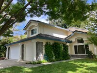 Building Photo - 659 Sun Tree Ct