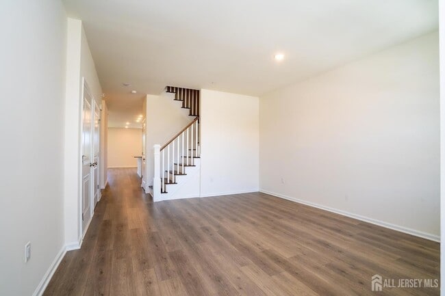 Building Photo - 3403 Jordan Dr