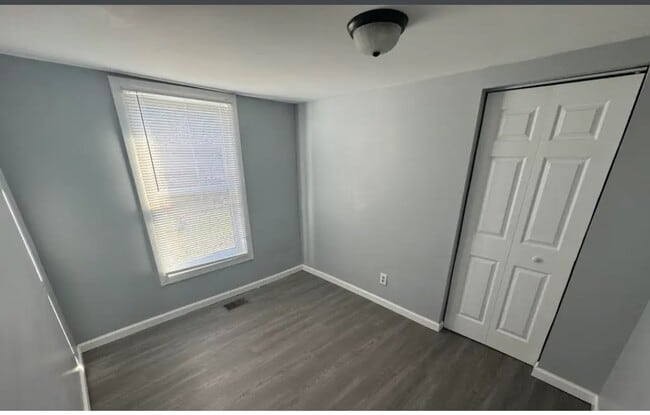 Building Photo - 2102 Adams Ave