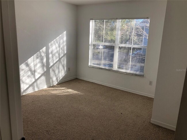 Building Photo - 4004 Venetian Bay Dr