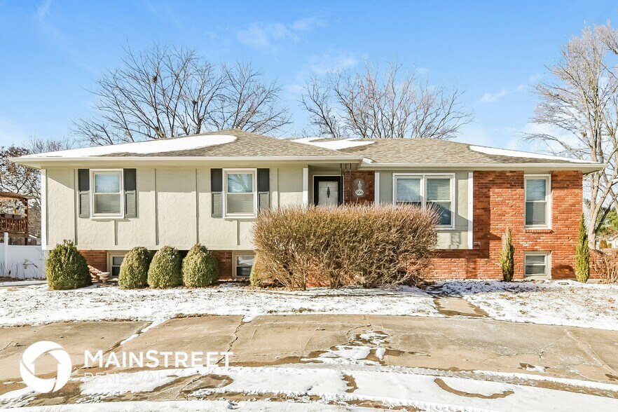 Building Photo - 506 N Jefferson St