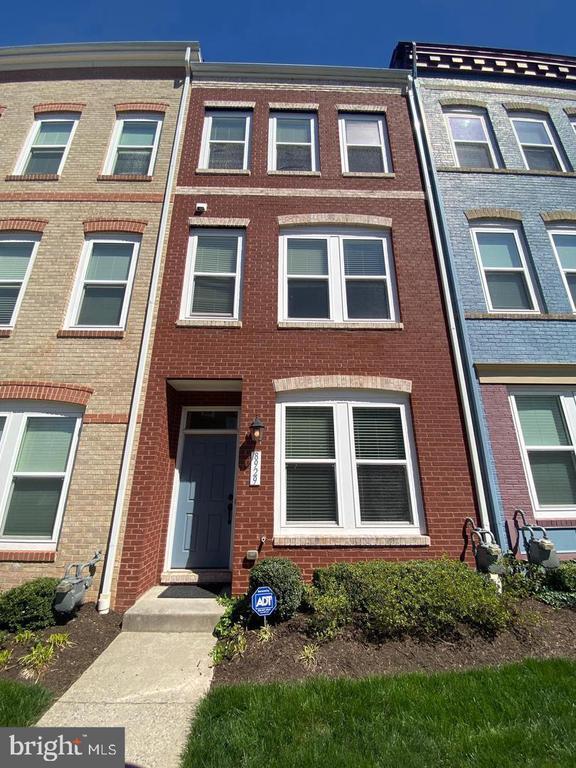 Building Photo - 8929 Quarry Rd