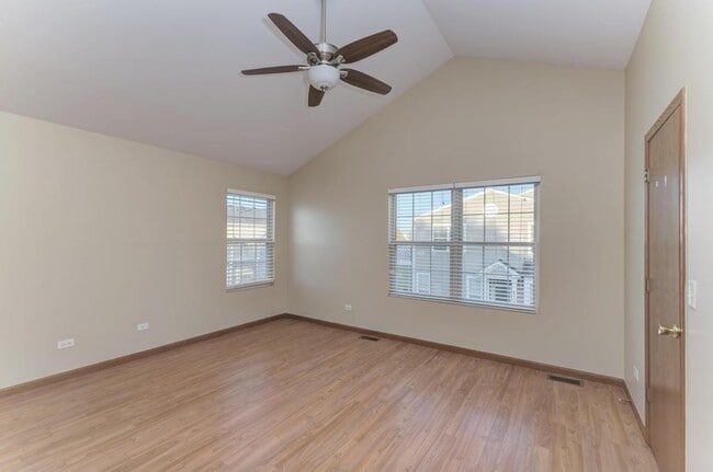 Building Photo - 5130 Freeport Ct