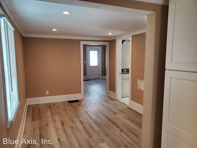 Building Photo - 2 br, 1 bath House - 518 Caroline St