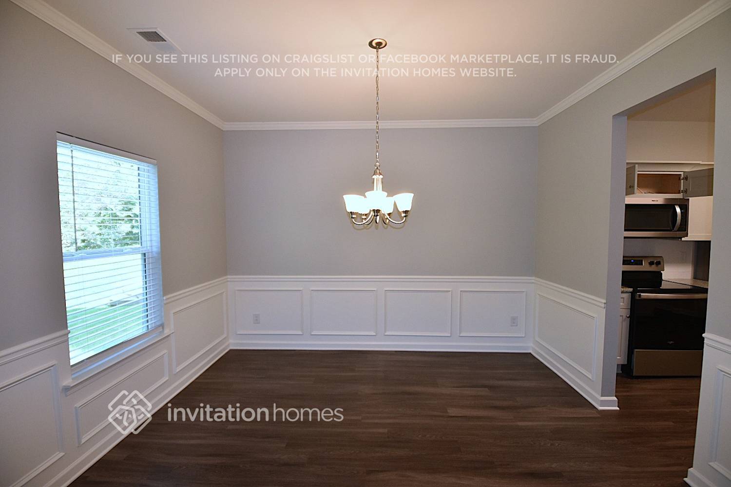 Building Photo - 26 Oakbrook Dr