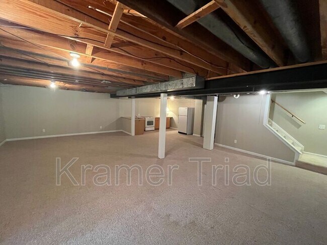 Building Photo - 1131 Timberview Trail