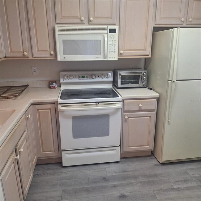 Building Photo - 2377 Lake Heather Heights Ct