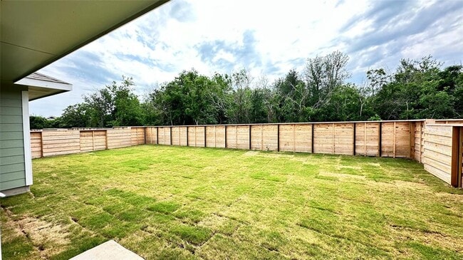 Building Photo - 155 Crawford