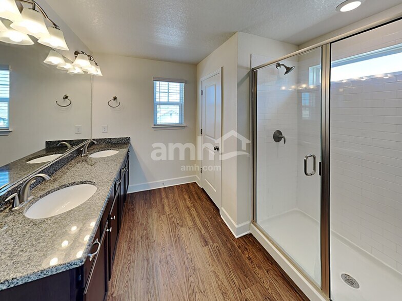 Building Photo - 4620 Windy Hammock Way