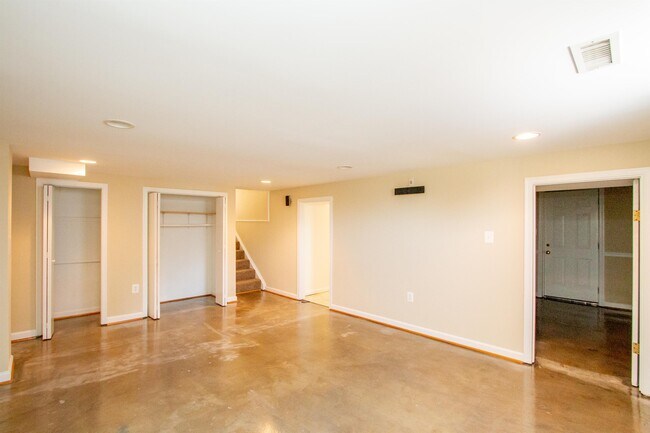 Building Photo - 13308 Fort Washington Rd