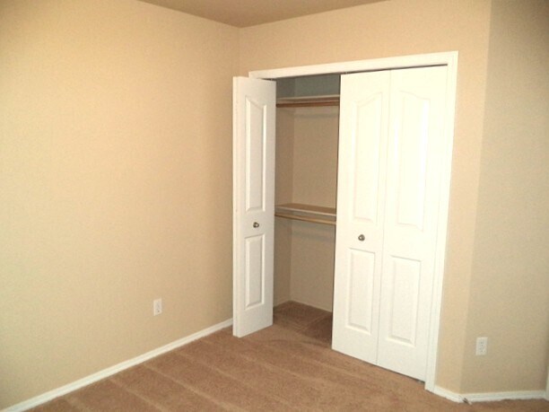 Building Photo - 2920 S Juniper St