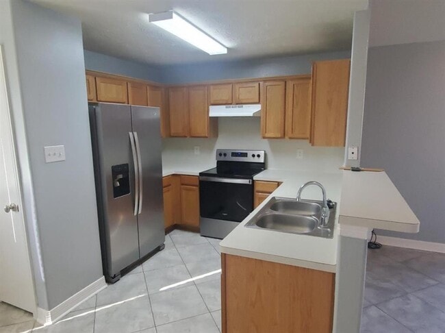 Building Photo - 14927 Diamond Way