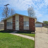 Building Photo - 3 Bedroom, 1 Bathroom Ranch with Updated Flooring, Paint, Carpet. 2 Car Garage. Kitchen with All ...