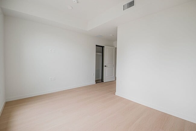 Building Photo - Welcome to the Gramercy