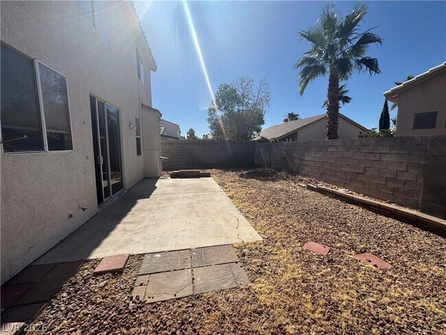 Building Photo - 1078 Country Skies Ave
