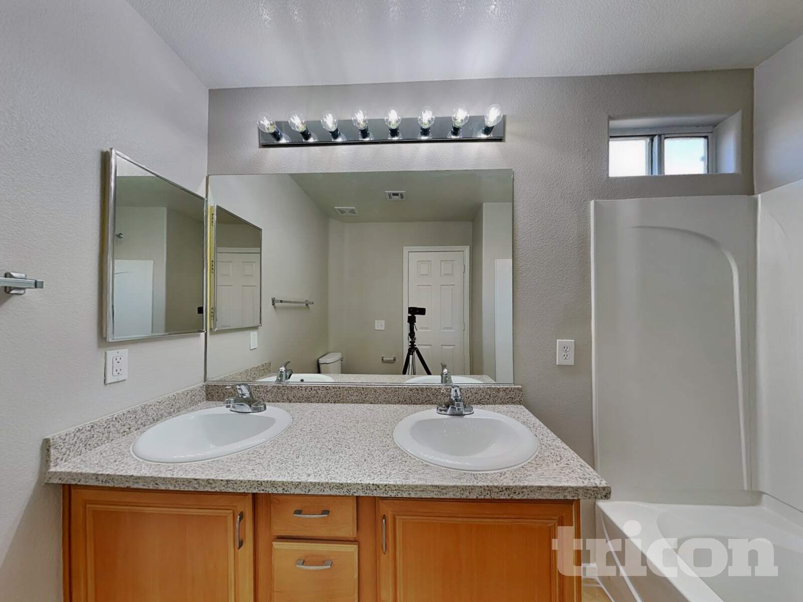 Building Photo - 4928 Blue Bay Ct