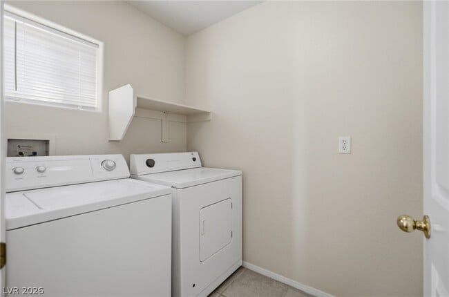Building Photo - 4049 Flower Patch St