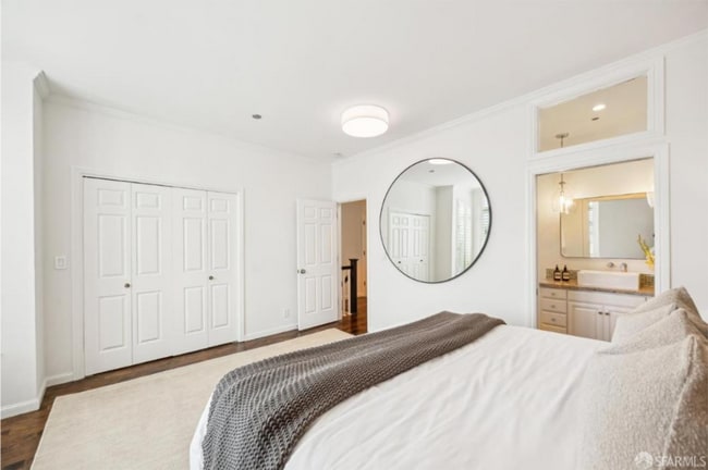Building Photo - NOB HILL TOWNHOME FOR RENT - $13,000/mo