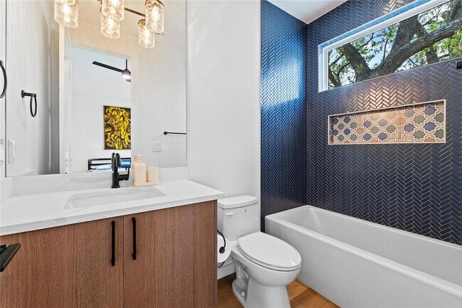 Building Photo - 506 Krebs Ln