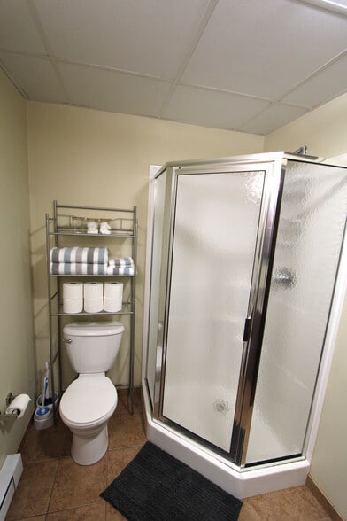 Bathroom 2 - 152 W Main St