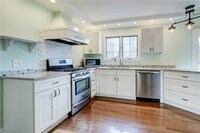 Building Photo - 266 Avalon Dr