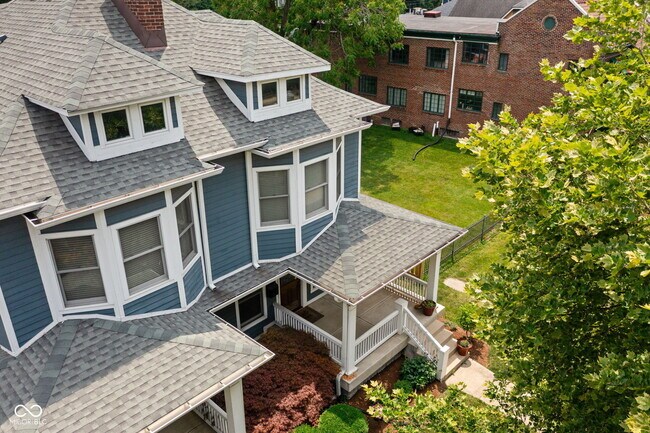 Building Photo - 1531 N College Ave