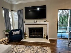 Building Photo - 4 Chapel Hill Cir