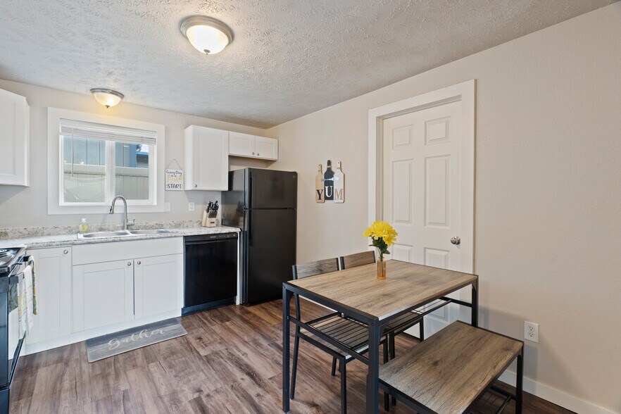 Kitchen and Pantry Door - 3012 N Hogan St