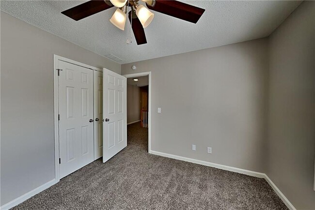 Building Photo - 302 Wind Ship Ct
