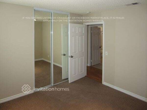 Building Photo - 11322 Fernwood Ave