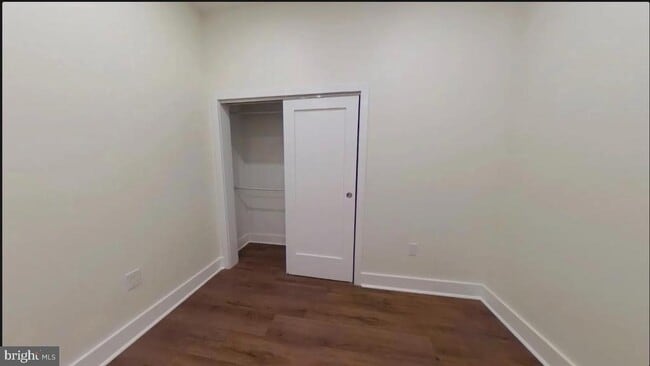 Building Photo - 150 S Independence Mall W