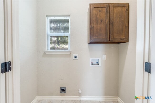 Building Photo - 1131 Rocky Ridge Loop