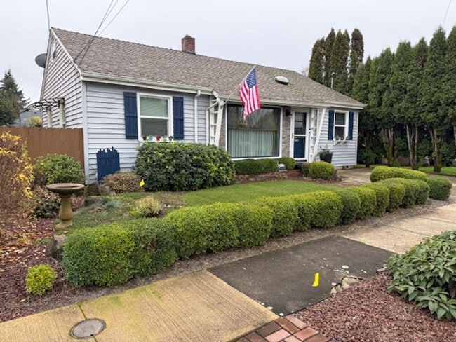 Building Photo - 6 Month Lease 2 Bedroom 2 Bath Newberg OR 97132