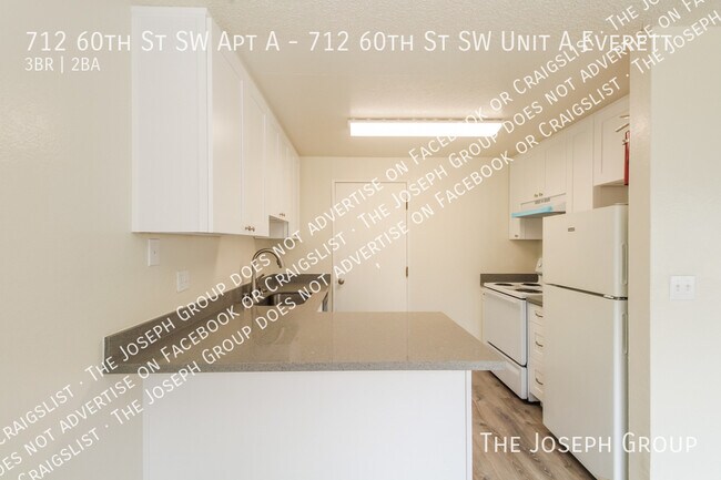 Building Photo - 712 60th St SW