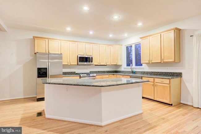 Building Photo - 5168 Ballycastle Cir