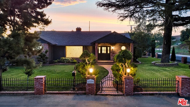 Building Photo - 4559 Morella Ave