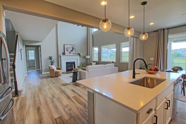 Building Photo - Luxury 5 bed for Rent in Blacktail at The ...