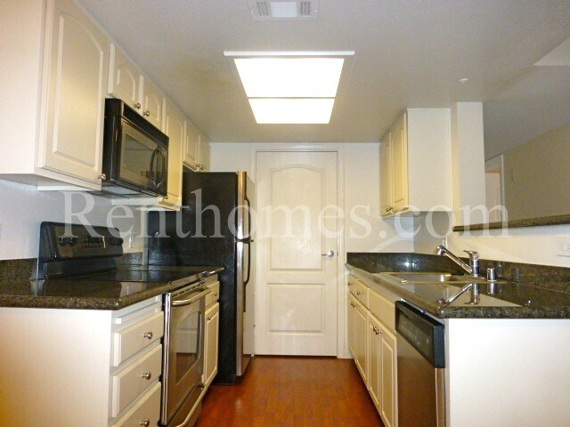 Building Photo - 12043 Alta Carmel Ct