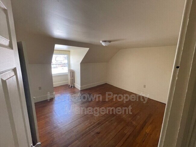 Building Photo - 1851 North St