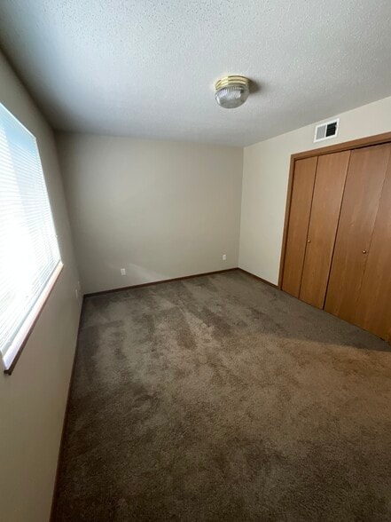 Bedroom 1 - 4609 S Baha Ave