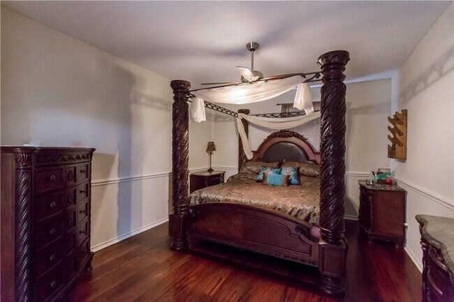 Building Photo - 6103 Crystalwood Ct