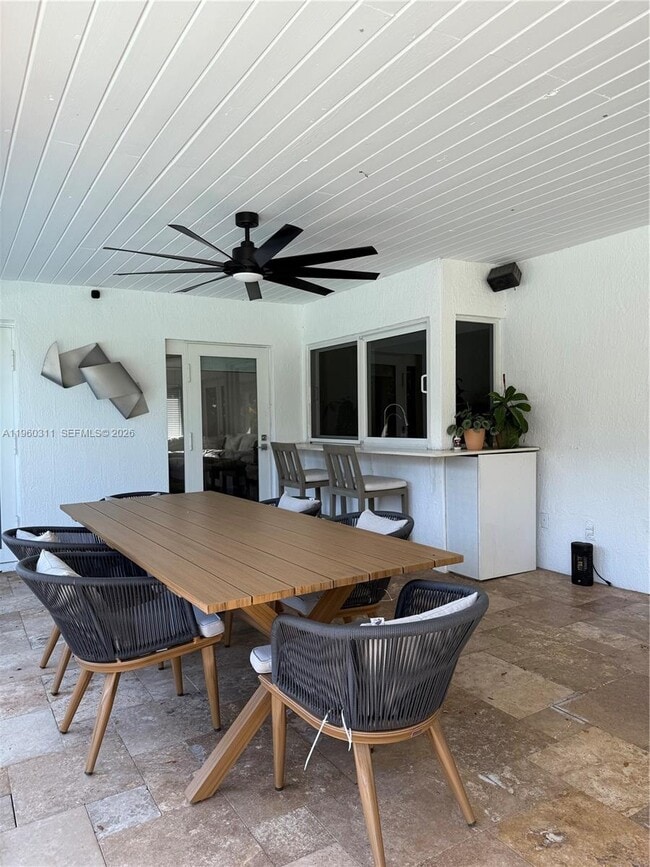 Building Photo - 11030 SW 42nd Ct